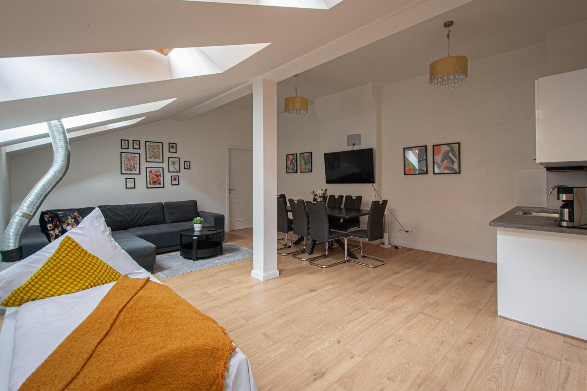 Charles Square By Ruterra Apartment