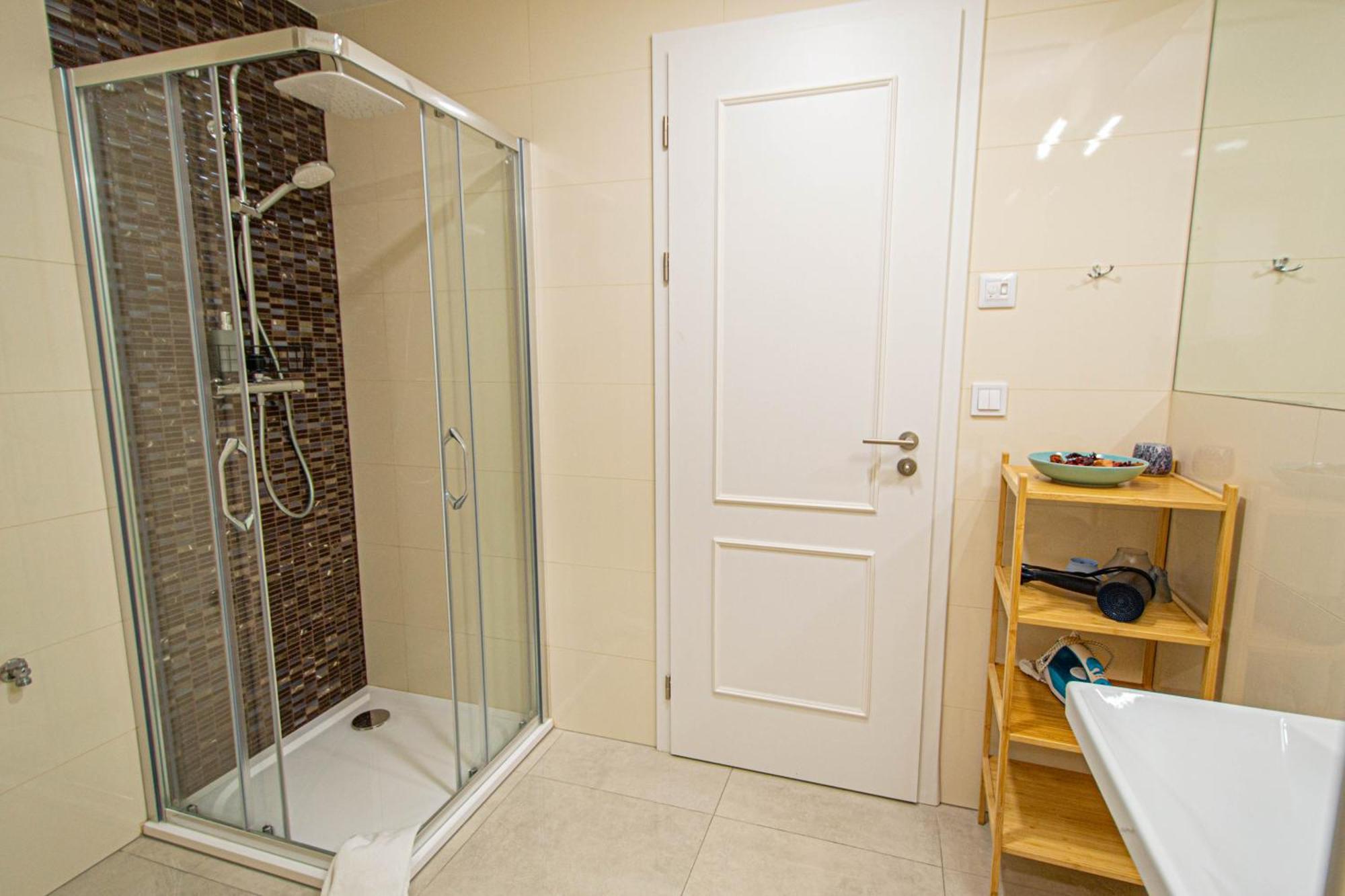 Charles Square By Ruterra Apartment