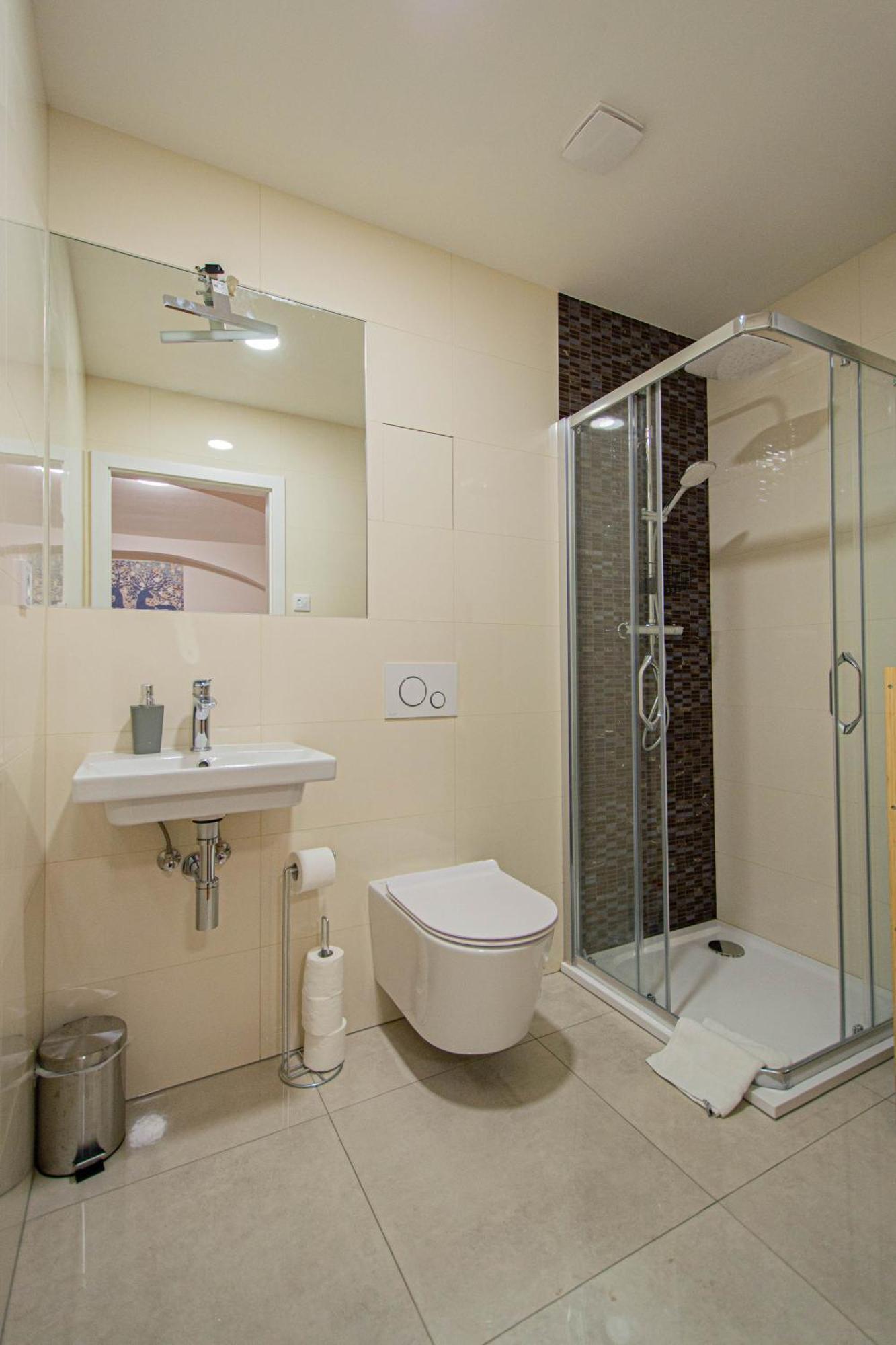 Charles Square By Ruterra Apartment
